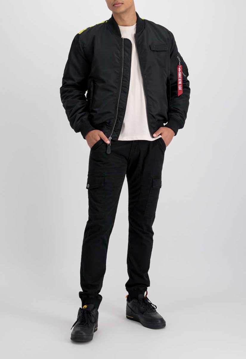 Alpha Industries MA-1 VF Fighter Squadron wendbare Bomberjacke