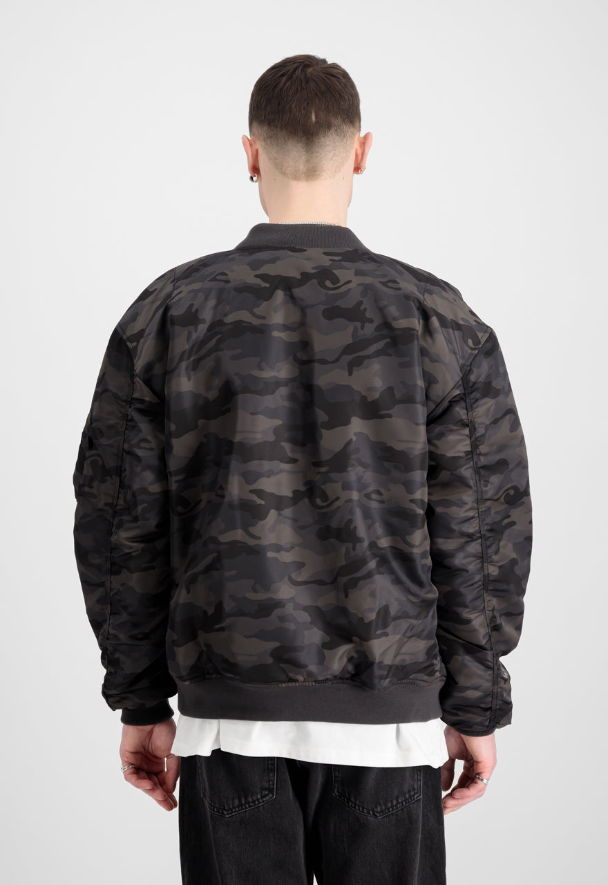 Alpha Industries MA-1 CS Bomber & Fliegerjacke Black Camou