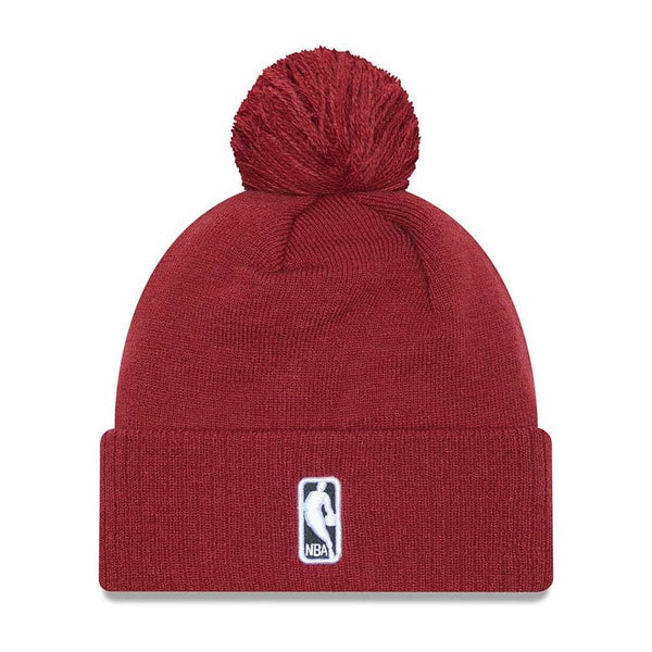 New Era NBA Chicago Bulls Pom Knit Beanie Red