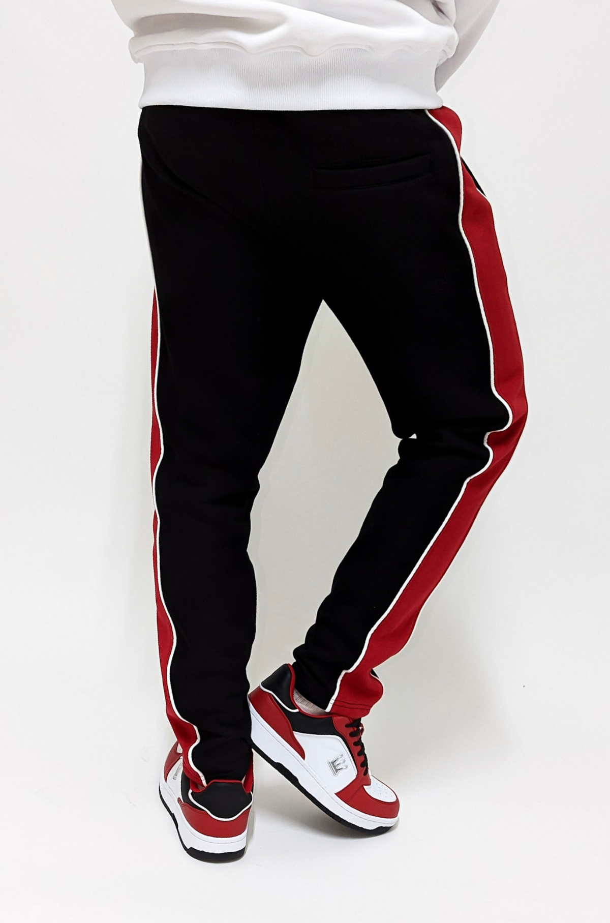 Soulside Männer Loose Fit Sweatpants - Two Colour -  Black/Red