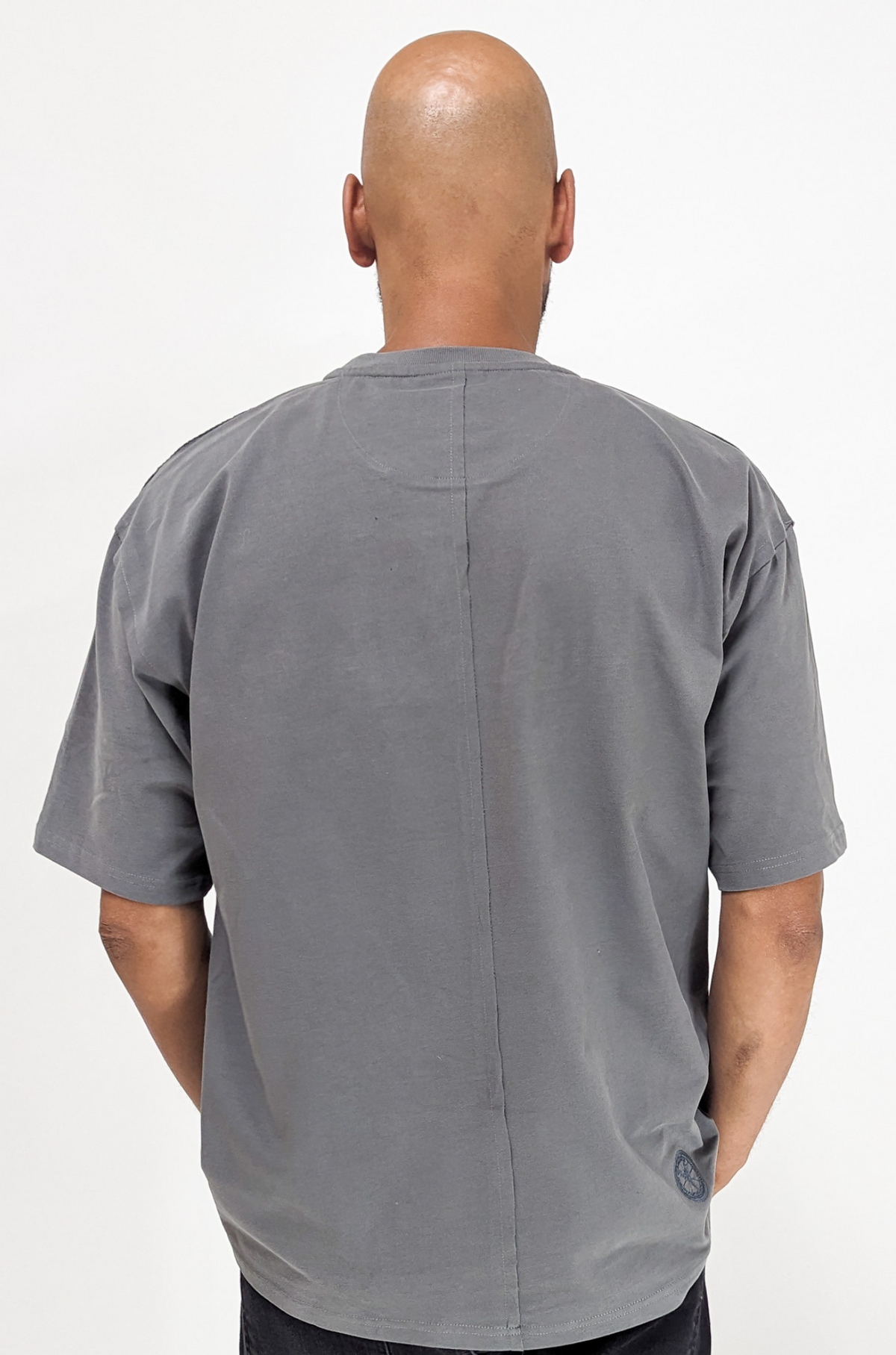 Carlo Colucci Oversized-Shirt Basic Logo Unicolor Washed Black