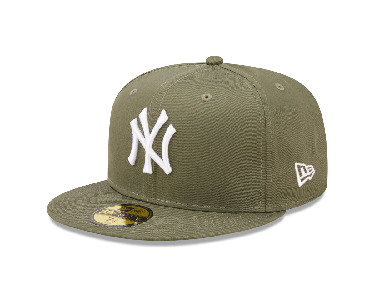 New Era New York Yankees Essential 59FIFTY Fitted Cap Olive