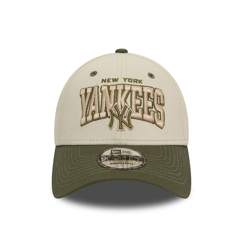 New Era New York Yankees White Crown 9FORTY Verstellbare Cap Beige