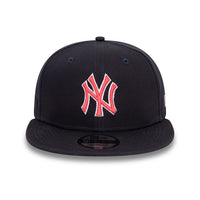 New Era New York Yankees MLB Outline 9FIFTY Snapback Cap Black