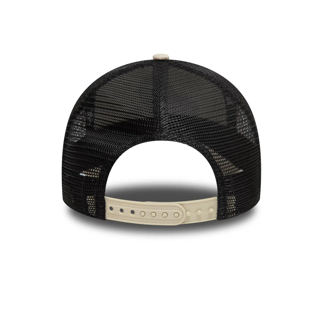 New Era Outdoor Patch Trucker Cap Beige - Soulsideshop