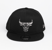 New Era Chicago Bulls 9FIFTY Stretch Snap Cap Black