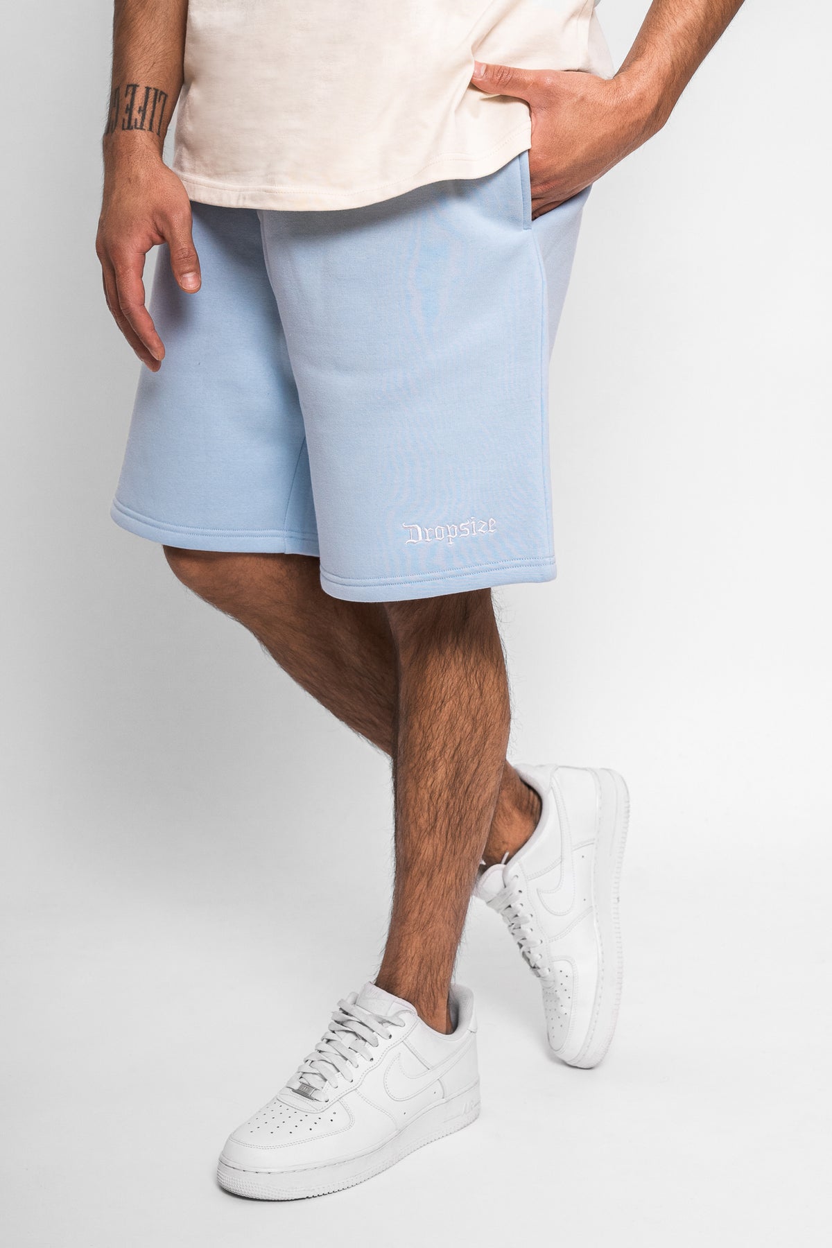 Dropsize Heavy Sweat Embo Short Baby Blue