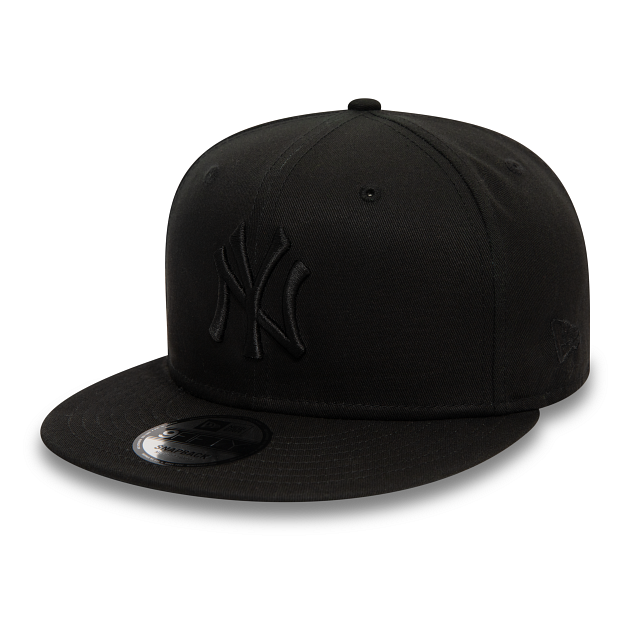New Era Monochrome New York Yankees  9FIFTY Snapback Cap Black - Soulsideshop