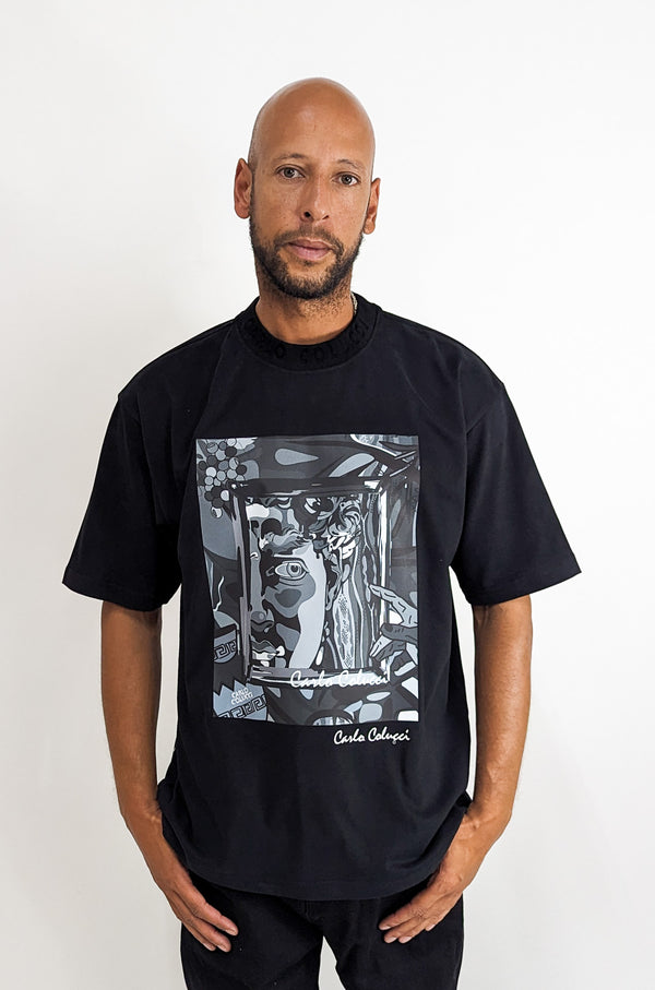 Carlo Colucci Gallery Art Story Oversized Fit T-Shirt Black