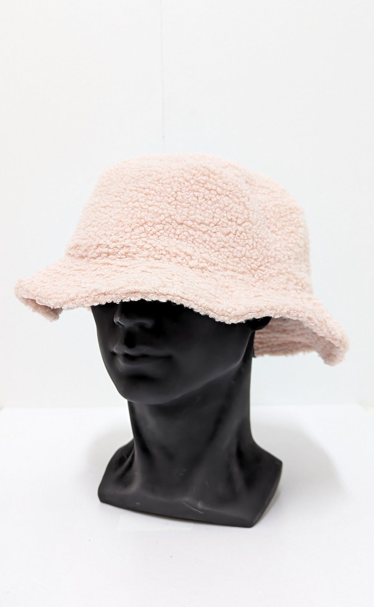 New Era Womens Teddy Bucket Hat Rose