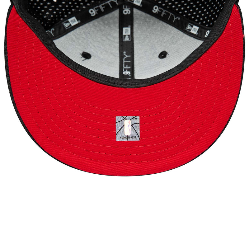 New Era Chicago Bulls 9FIFTY Stretch All Over Mesh Snap Cap Black