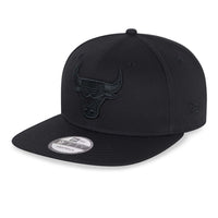 New Era Chicago Bulls NBA Black On Black 9FIFTY Snapback Cap Black - Soulsideshop