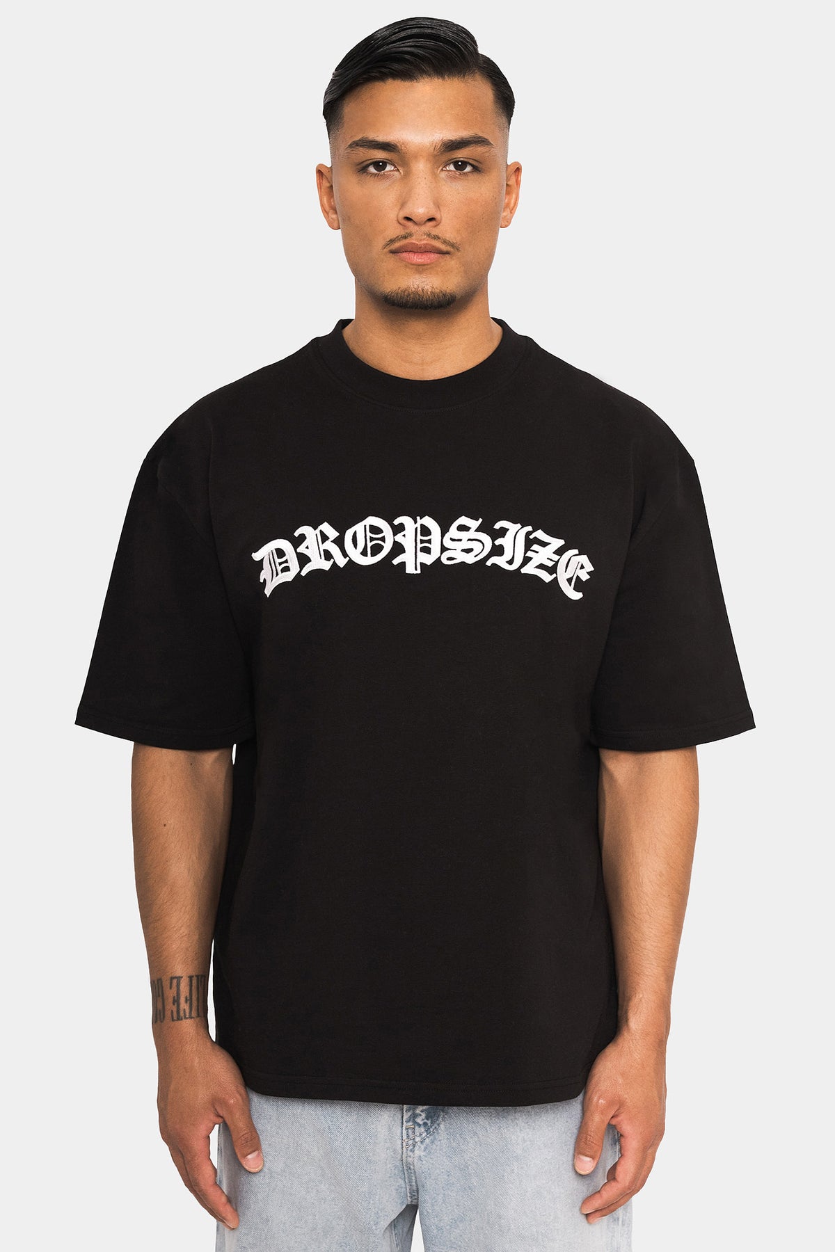 Dropsize Super Heavy Front Embo T-Shirt Black