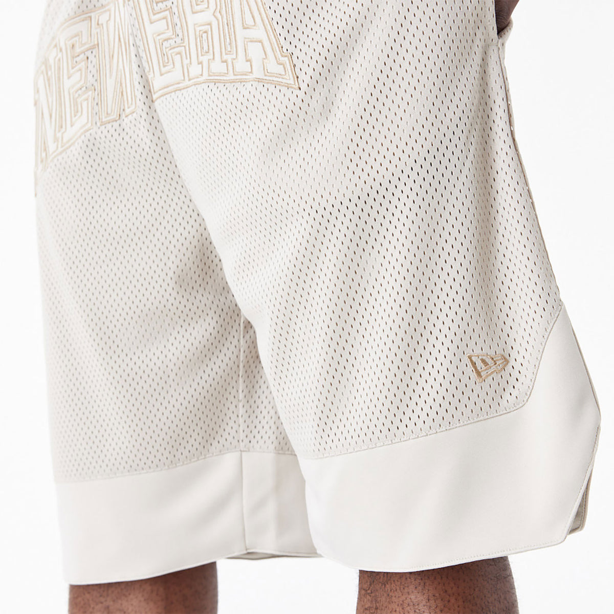 New Era Arch Logo Mesh Shorts Beige