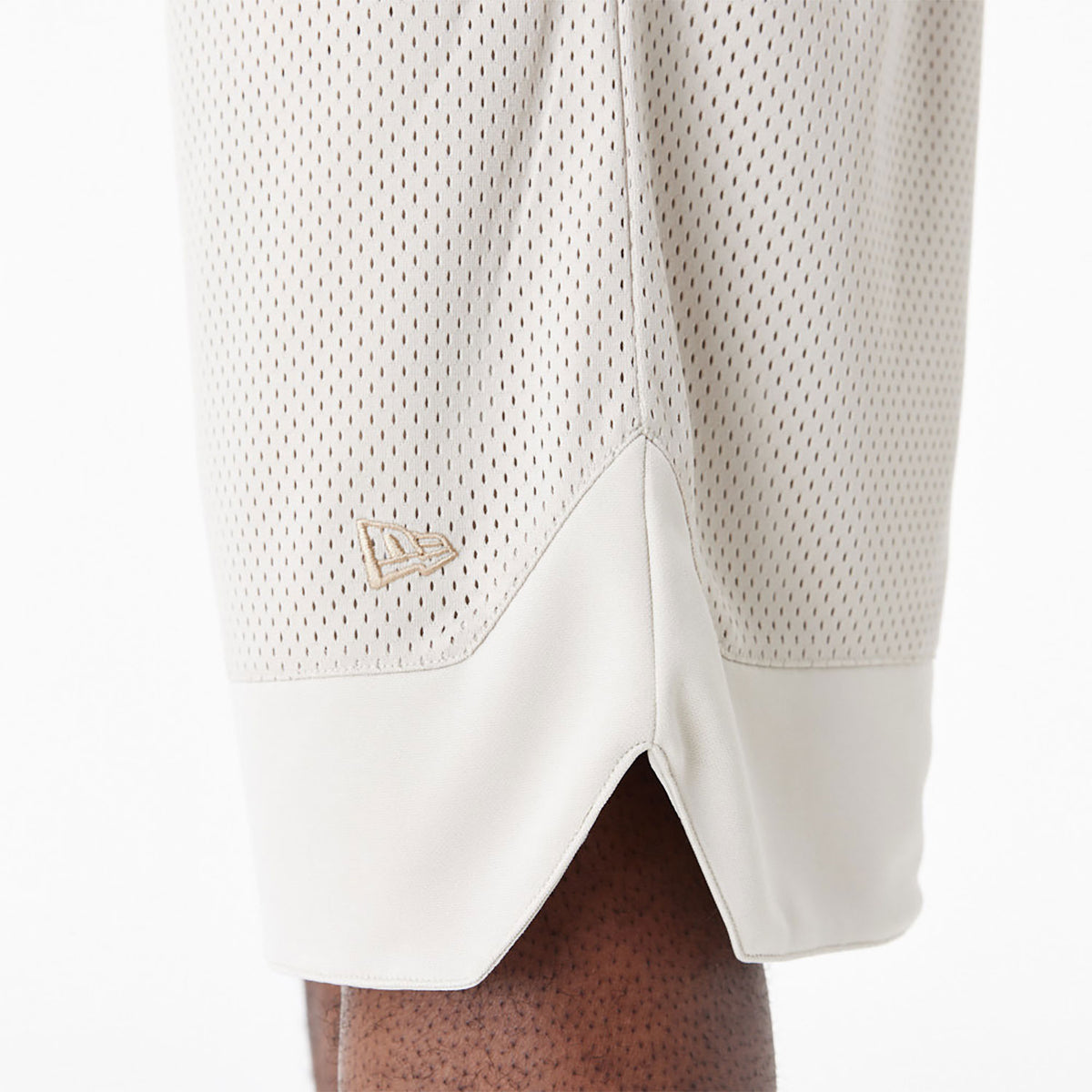 New Era Arch Logo Mesh Shorts Beige