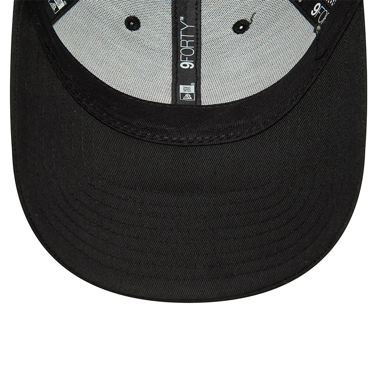 New York Yankees Home Field 9FORTY Trucker Cap Black