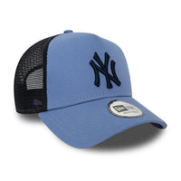 New Era New York Yankees League Essential Trucker Cap Blue