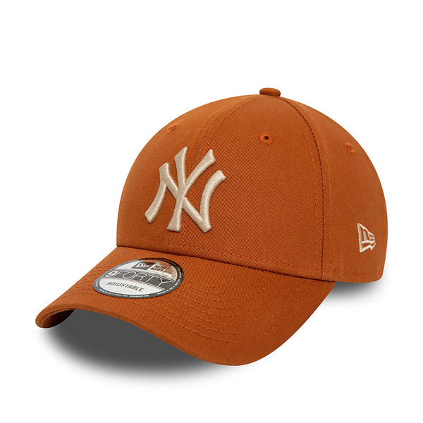 New Era New York Yankees League Essential 9FORTY Verstellbare Cap Brown