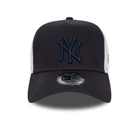 New Era New York Yankees League Essential Trucker Cap Blue