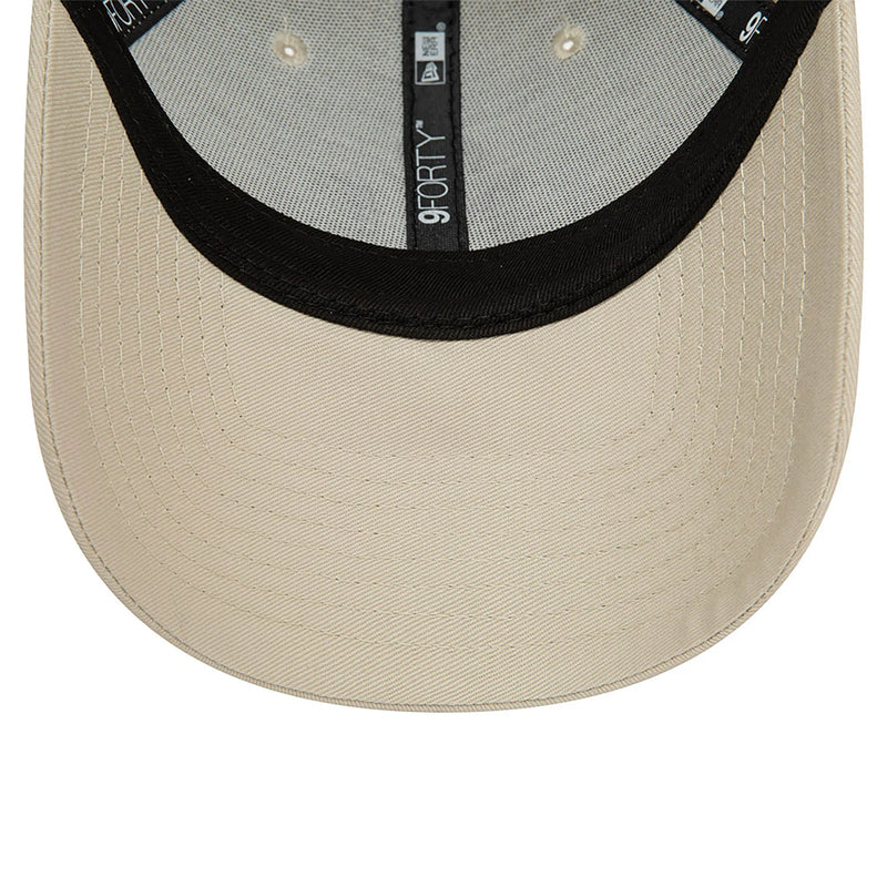 New Era New York Yankees League Essential 9FORTY Verstellbare Cap Beige