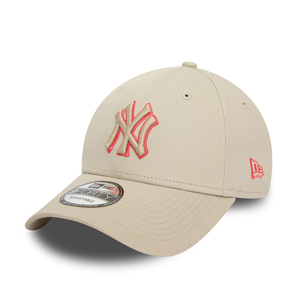 New York Yankees MLB Team Outline 9FORTY Verstellbare Cap Beige