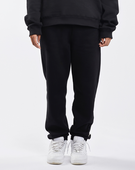 Chamakam Oversized Cozy Sweatpants Black