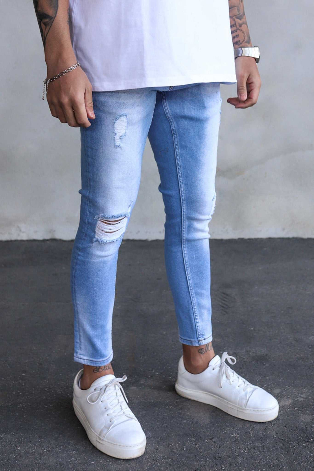 2Y Destroyed Cropped Skinny Denim Light Blue