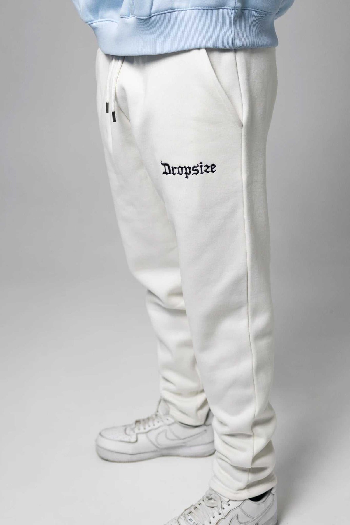 Dropsize Logo Sweat Pant Cream White