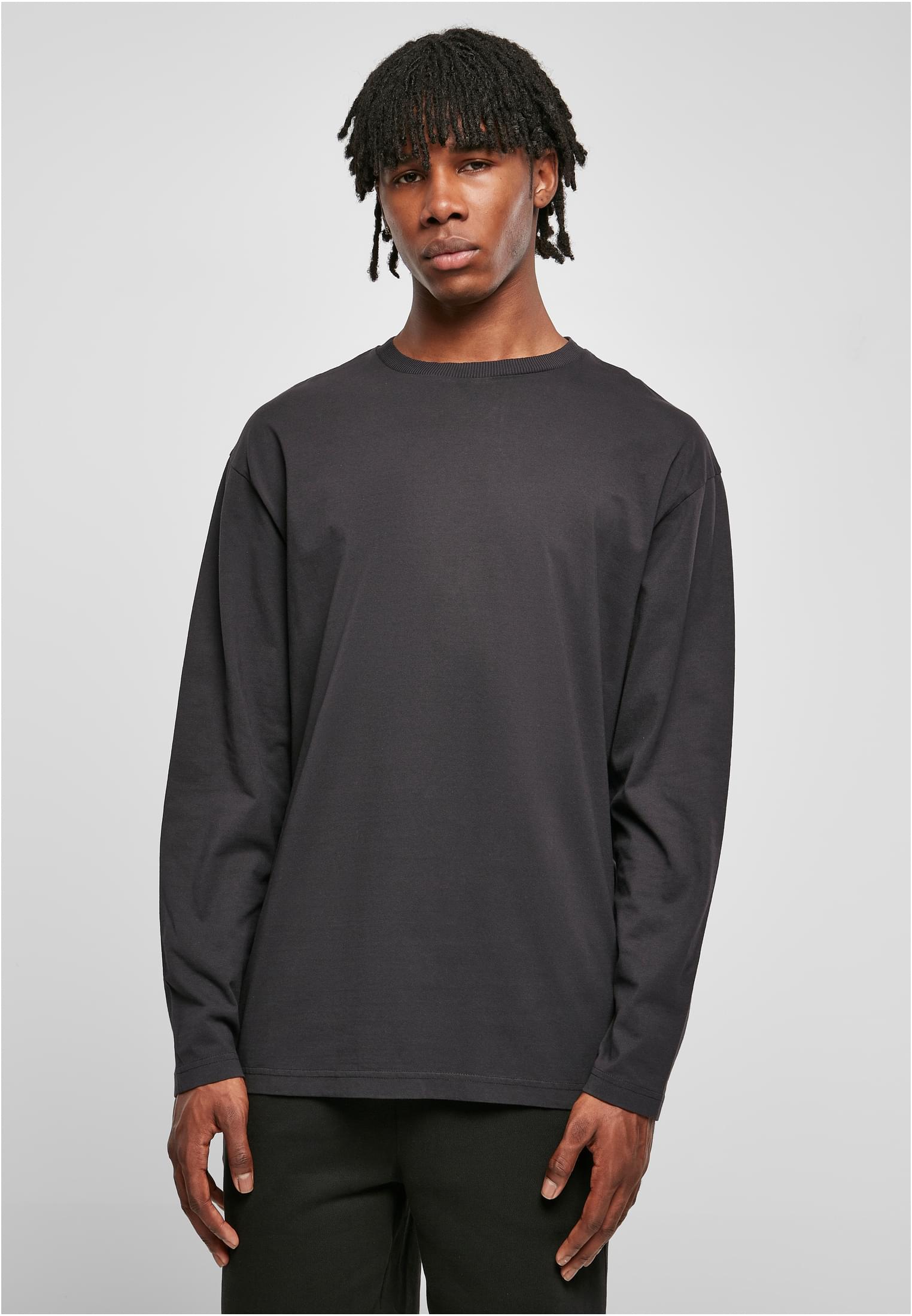 Urban Classics Oversized Garment Dye Longsleeve Black Urban Classics Oversized Garment Dye Longsleeve Black