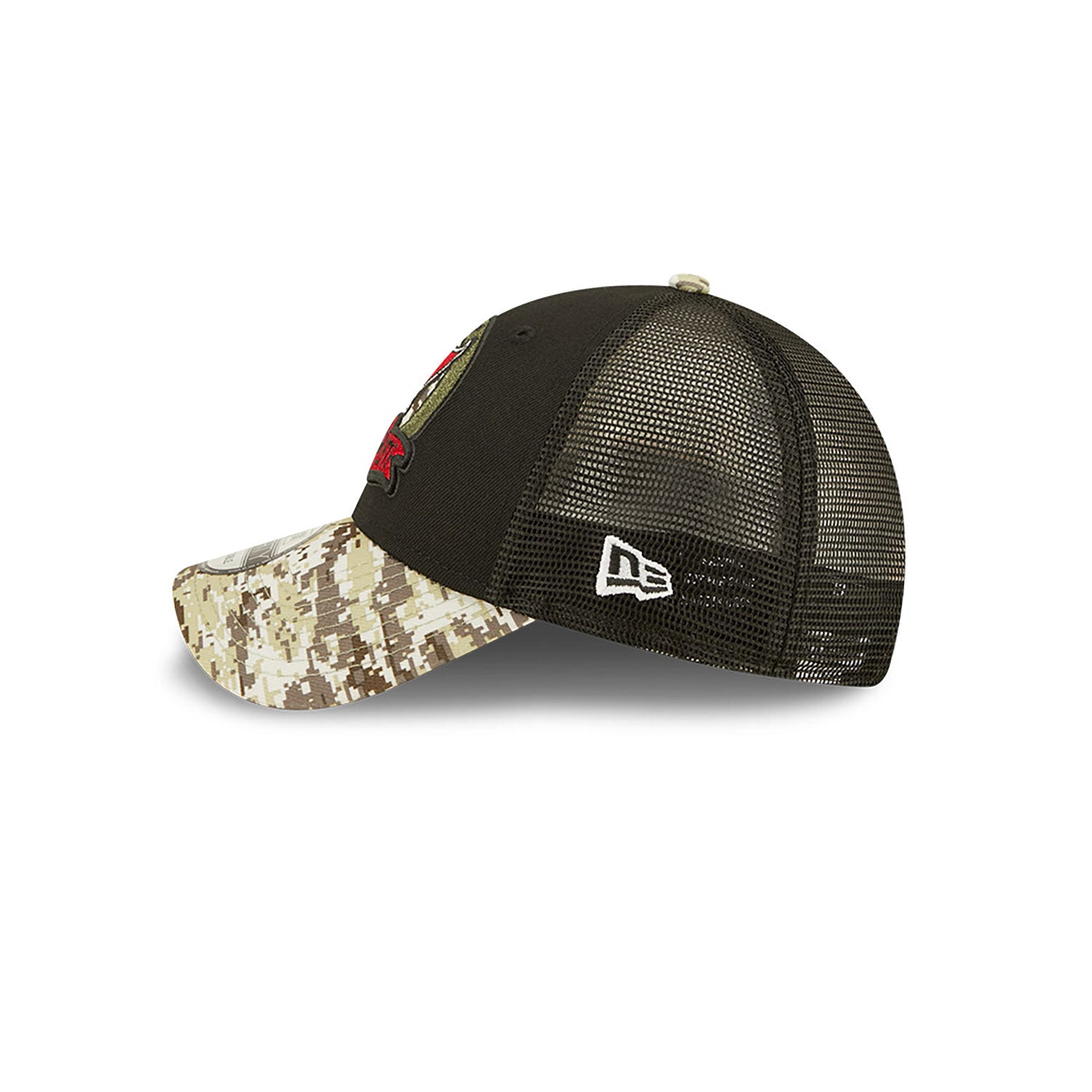 New Era Tampa Bay Buccaneers NFL Salute to Service Black 9FORTY Trucker Cap Black New Era Tampa Bay Buccaneers NFL Salute to Service Black 9FORTY Trucker Cap Black