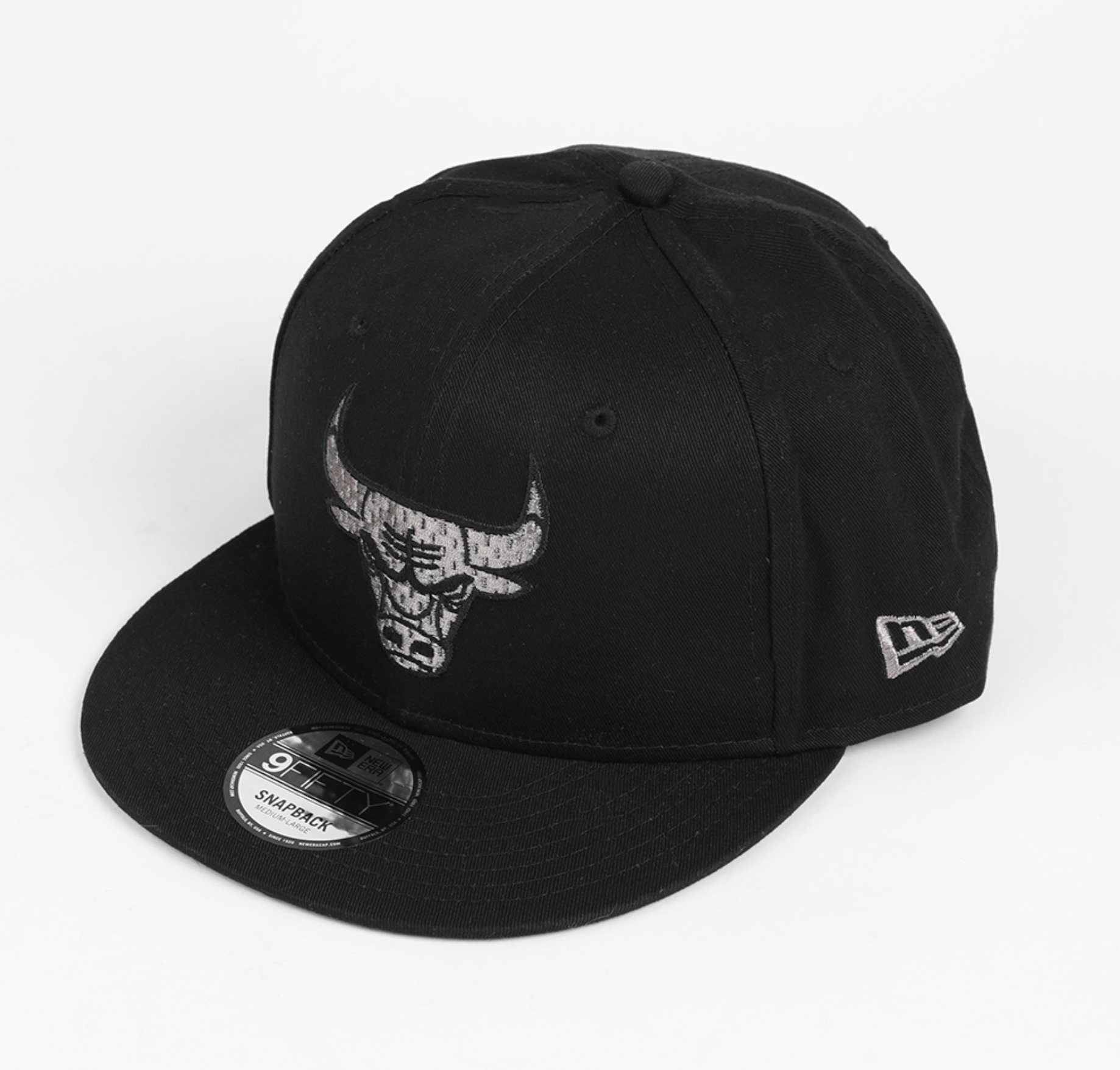 New Era Chicago Bulls 9FIFTY Stretch Snap Cap Black